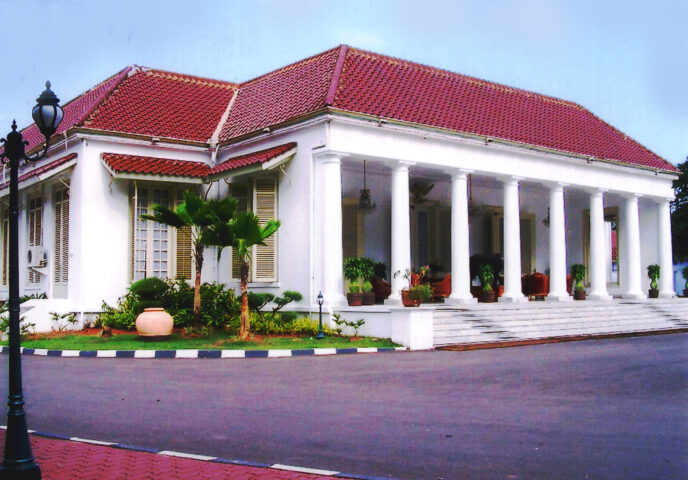 Andra Tempati Pendopo Lama