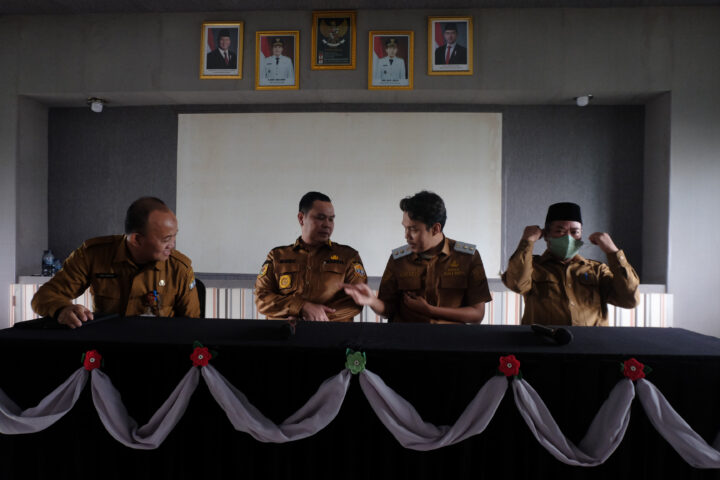 Budi- Agis Audensi Dengan Kepsek SMP se-Kota Serang Doni Serang Budi Agis Audensi Dengan Kepsek SMP se Kota Serang 1