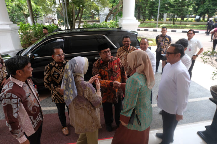 Doni Serang Wakil Gubernur DKI Jakarta Rano Karno Silaturahmi ke Banten 1