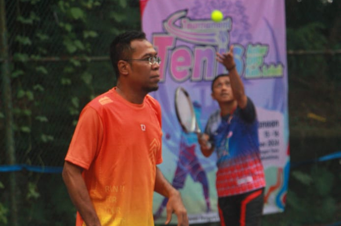 Rully Charuliyanto. Novak
