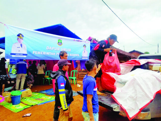 Warga Huntara Cigobang Kecewa Diprank Andra Soni