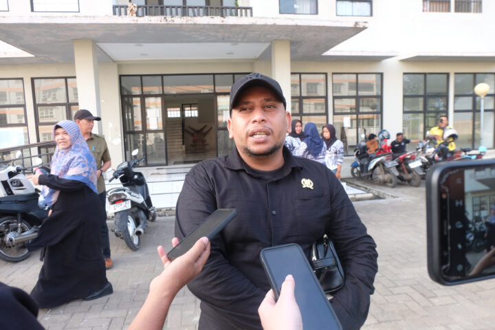 Doni Dewan Ancam Panggil Guru Jika Kedapatan Praktik Transaksional Ilegal SPMB 1