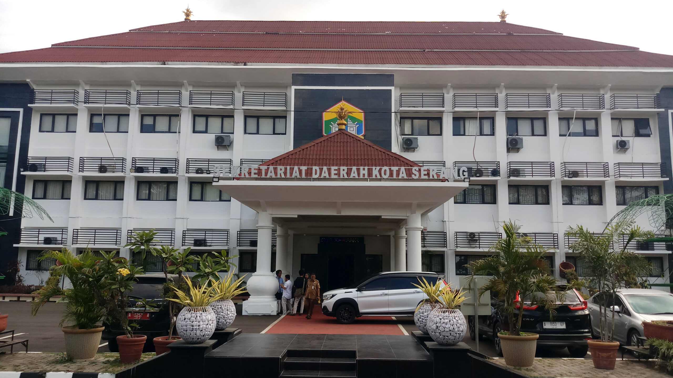 Doni Serang 27 Sekolah Swasta Ajukan Sekolah Gratis ke Pemkot Serang 1 scaled