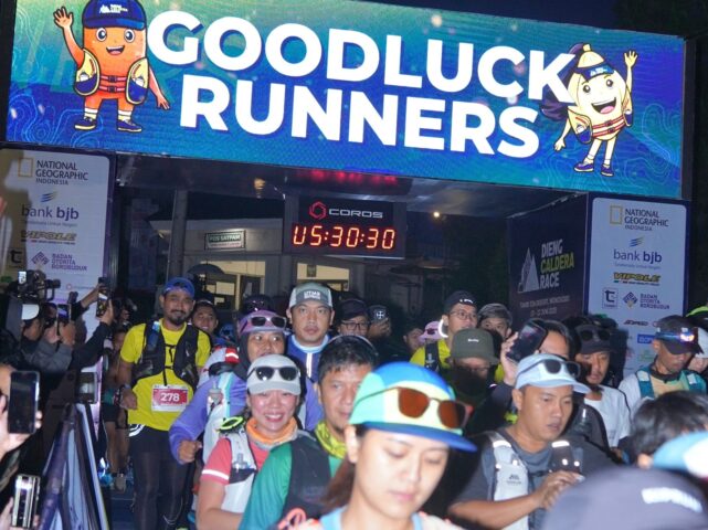 Ratusan pelari menjajal rute eksotis Dieng Caldera