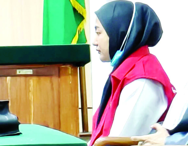 Pelaku Arisan Bodong Dituntut 2,5 Tahun