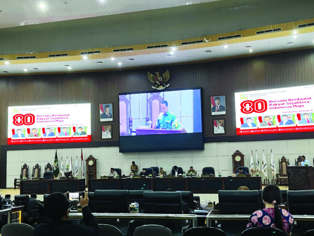 Fraksi Soroti Belanja Pegawai yang Naik Fraksi Soroti Belanja Pegawai yang Naik