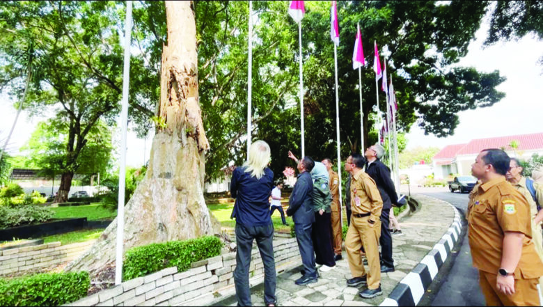 Gedung Negara akan Ditanami Pohon Langka