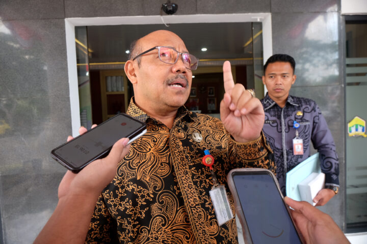 Gaet PLN, Pemkot Anggarkan Rp12 Miliar Untuk Pasang 750 PJU Demi Doni Serang Gaet PLN Pemkot Anggarkan Rp12 Miliar Untuk Pasang 750 PJU Demi Kota Serang Menyala 1