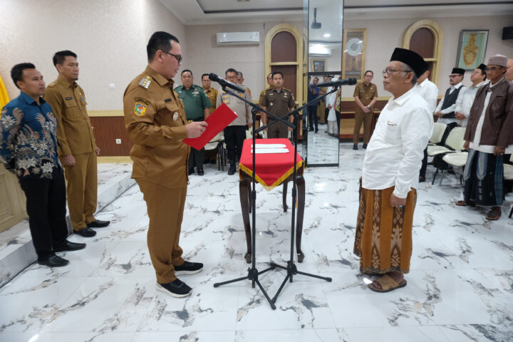 Doni Serang Walikota Serang Budi Rustandi Lantik KH Matin Sarkowi Jadi Ketua FKUB 1