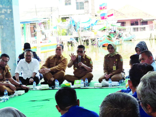 Warga Desa Margaluyu Blokir Tol Serpan