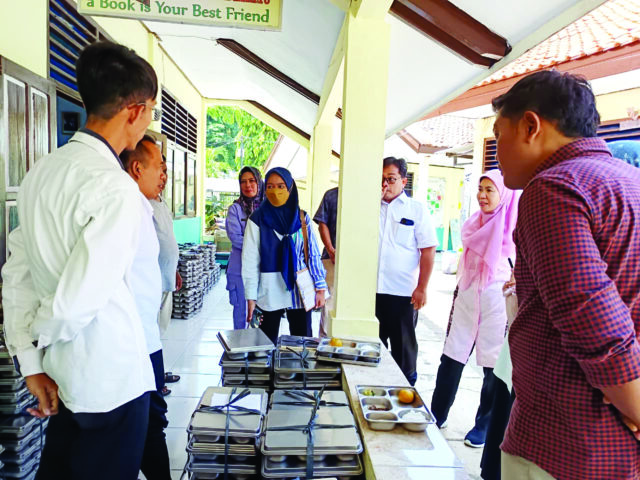 27 Siswa SMPN 1 Kramatwatu Keracunan