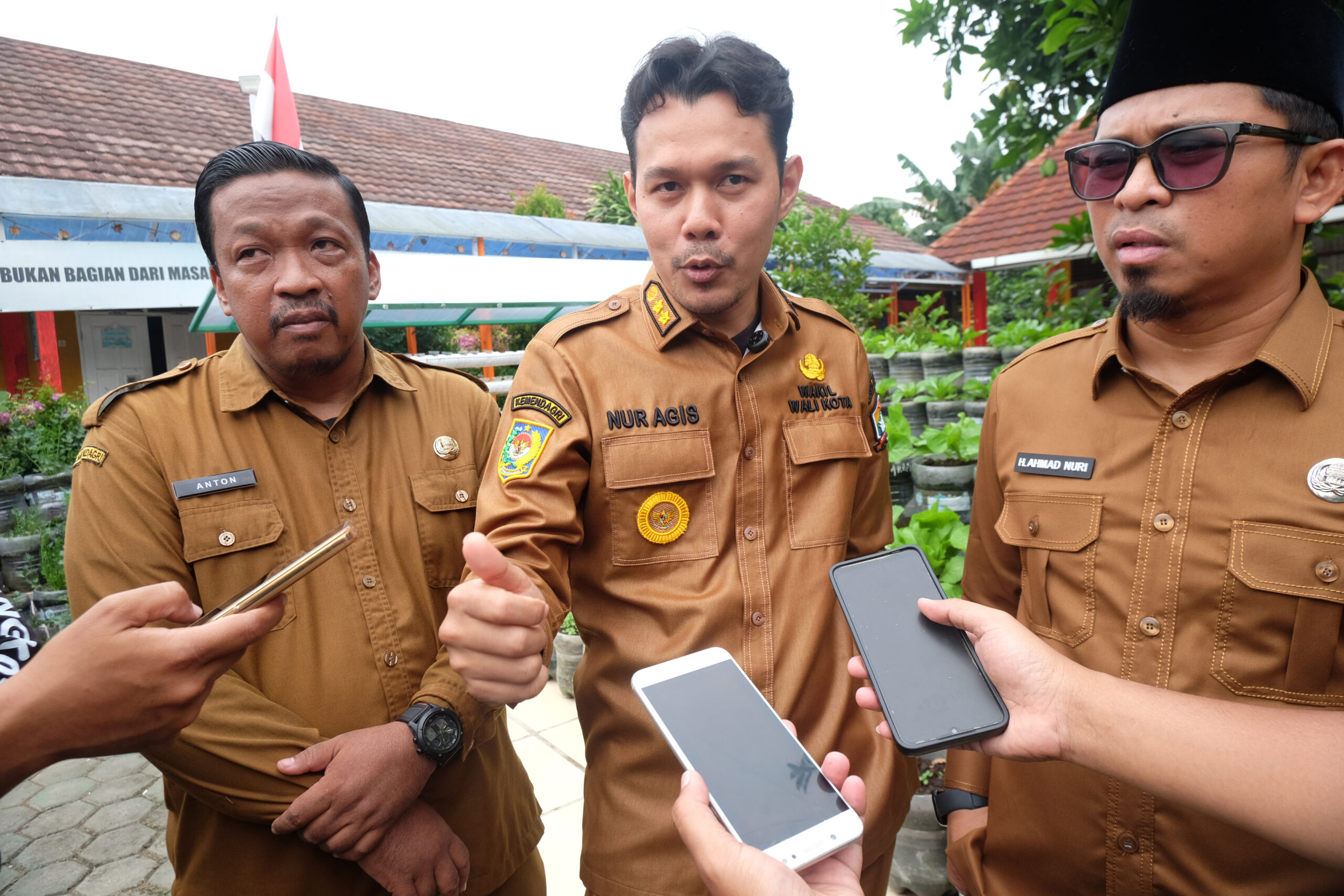 Agis Setuju Gedung Kwarcab Kota Serang Dijadikan Kantor Dindikbu Doni Serang Agis Setuju Gedung Kwarcab Kota Serang Dijadikan Kantor Dindikbud 1 scaled