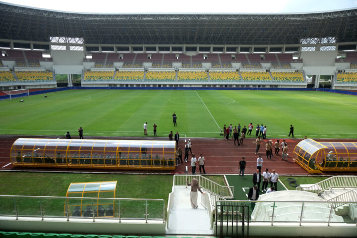 Pertandingan Internasional di BIS Terekendala Lapangan Latihan Doni Serang Pertandingan Internasional di BIS Terekendala Lapangan Latihan 1