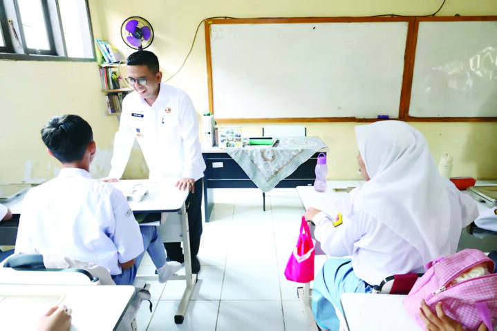 Pemprov Klaim Penerima MBG Capai 1,2 Juta Siswa Pemprov Klaim Penerima MBG Capai 1,2 Juta Siswa