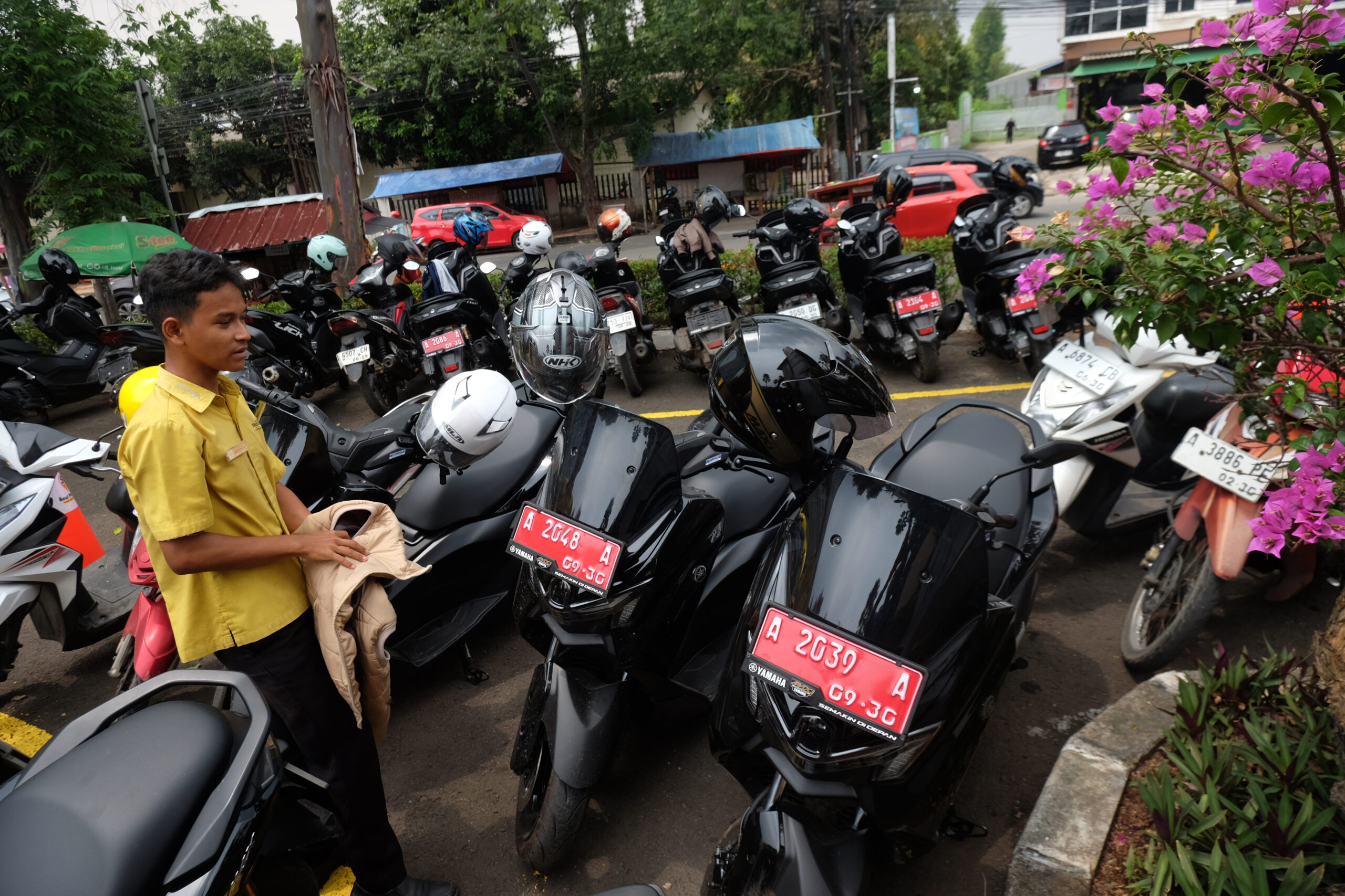 67 Lurah Se-Kota Serang Dapat Kendaraan Dinas Nmax Baru Doni Serang 67 Lurah Se Kota Serang Dapat Kendaraan Dinas Nmax Baru 1 scaled