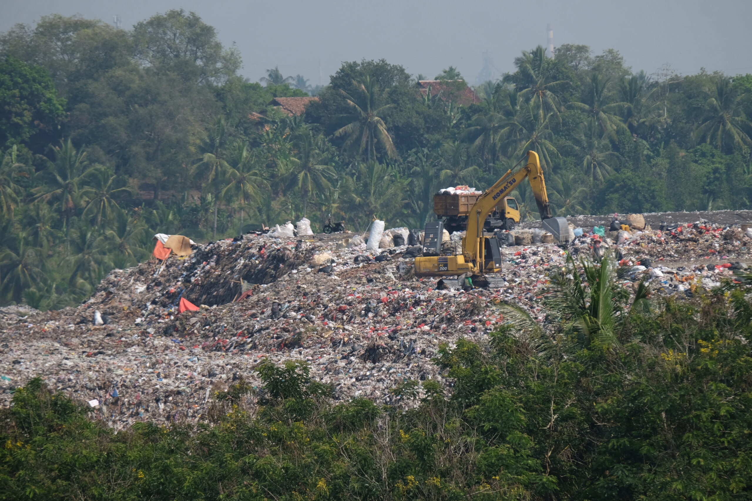 Doni Serang Daya Tampung Sampah di TPSA Bagendung Kota Cilegon Capai 10 Juta Ton 3 scaled