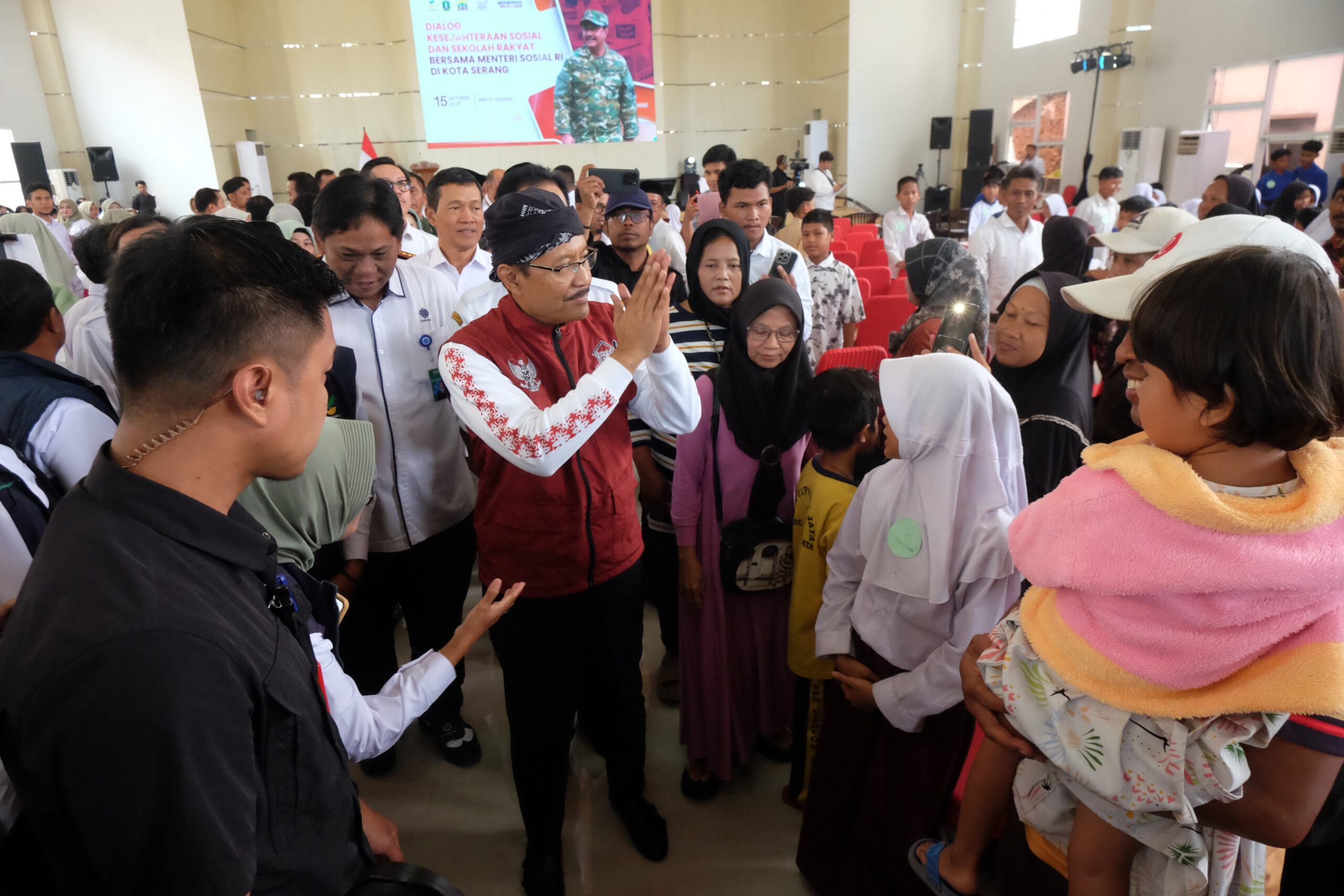 Doni Serang Mensos Minta Sekolah Rakyat di Kota Serang Tidak Ada Titip menitip Murid 3 scaled
