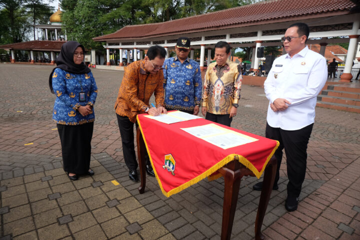 Doni Serang Walikota Serang Budi Rustandi Lantik Ribuan P3K Paruh Waktu 2
