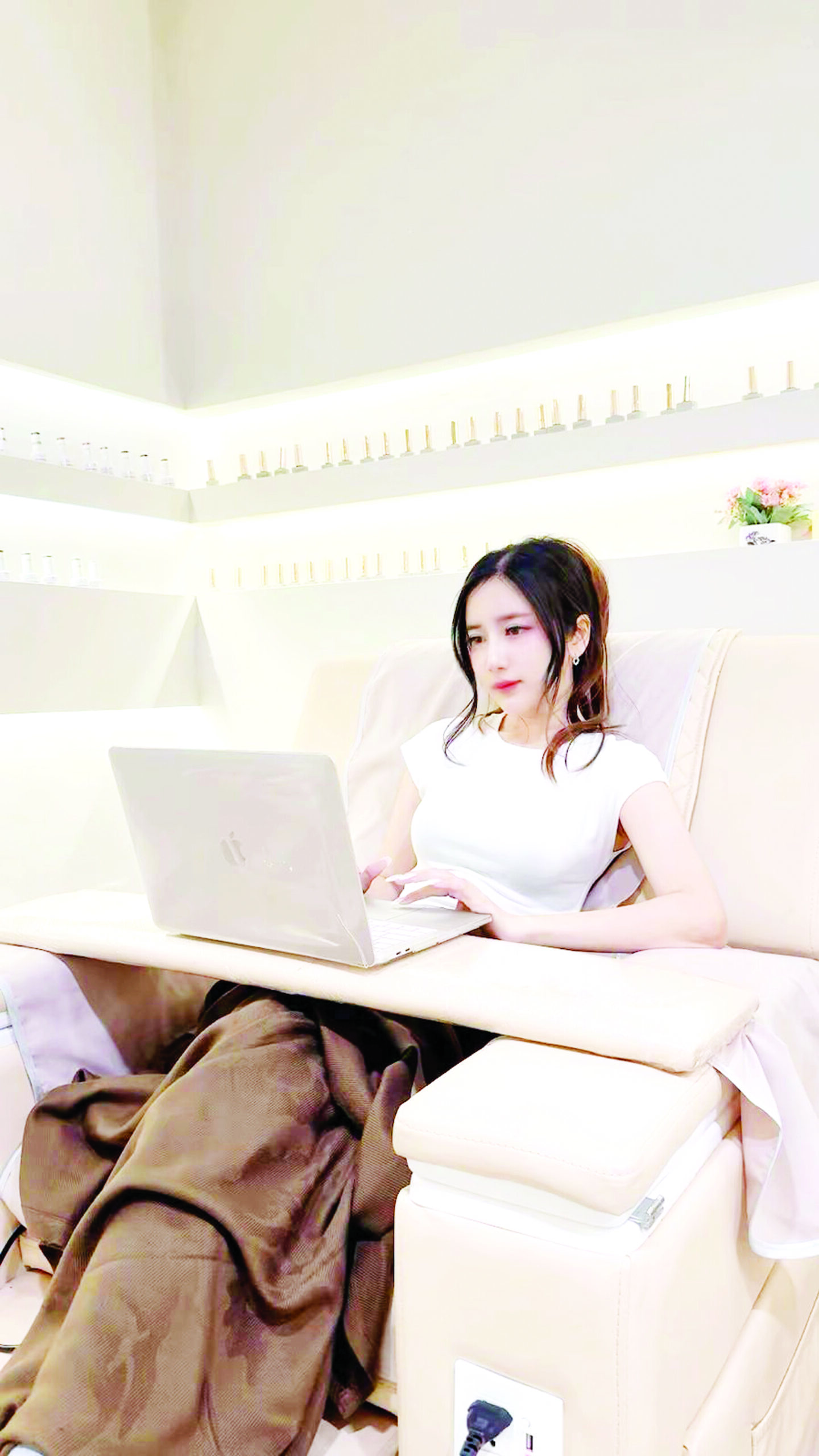 Miss Song Beauty Punya Kursi Treatment Canggih Dari Korsel