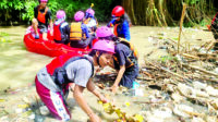 Sungai Cibanten Kembali Dipenuhi Sampah Sungai Cibanten Kembali Dipenuhi Sampah