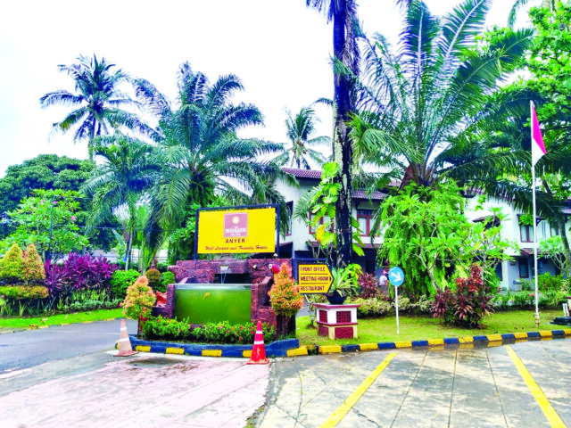 The Jayakarta Anyer Punya Pantai Eksotis dan Landai