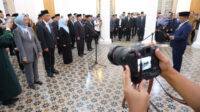 Gubernur Banten Andra Soni Lantik Puluhan Pejabat Pemprov Banten Doni Serang Gubernur Banten Andra Soni Lantik Puluhan Pejabat Pemprov Banten di Gedung Negara 1
