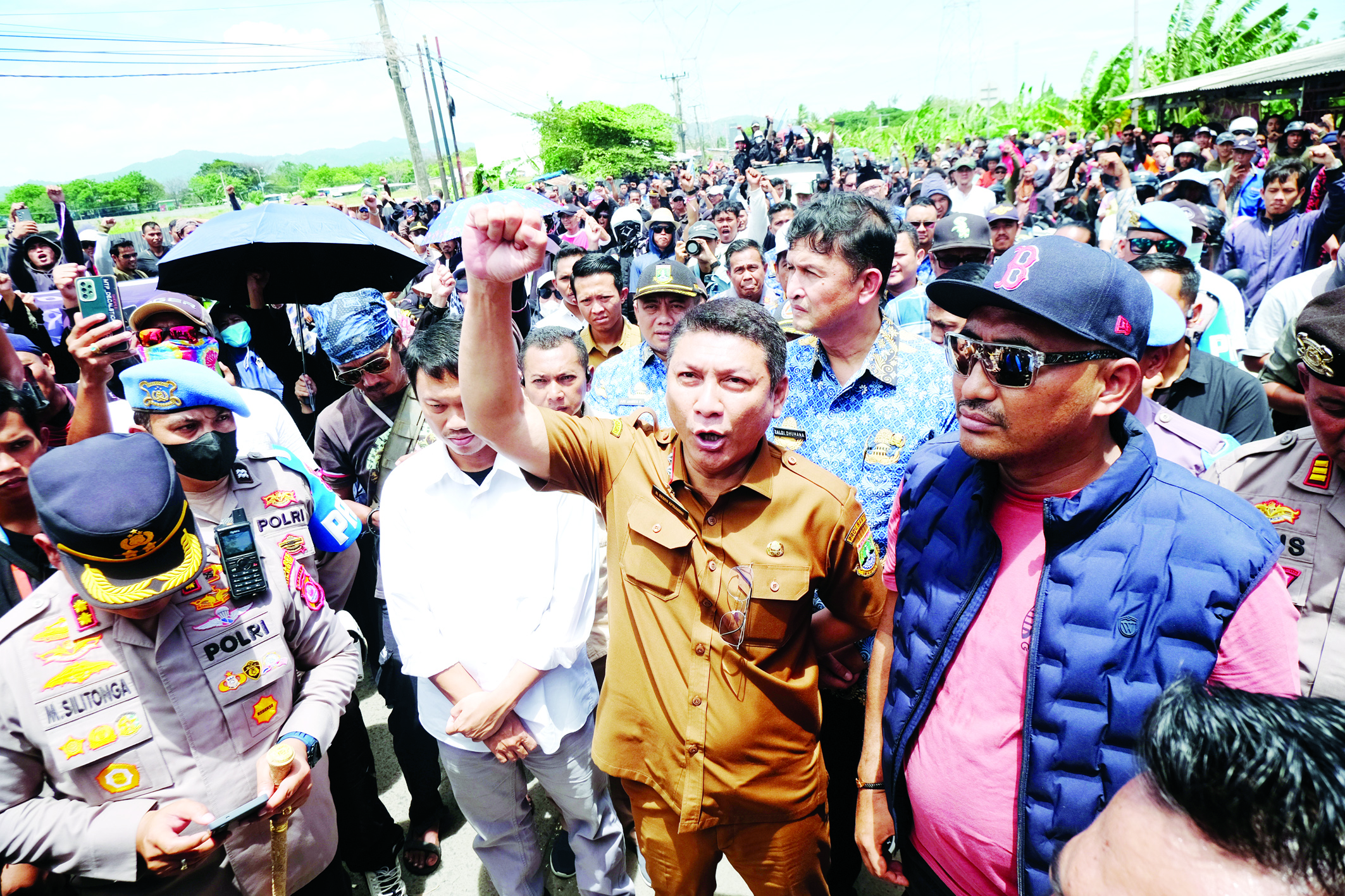 Penegakan Hukum Truk Tambang Lemah Penegakan Hukum Truk Tambang Lemah