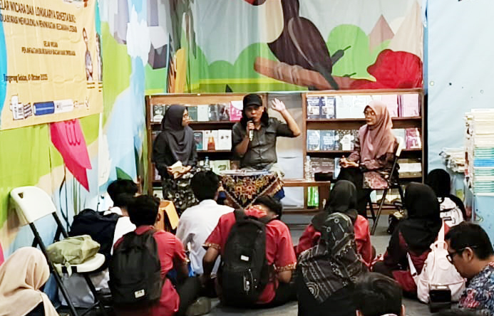 Lestarikan Bahasa Daerah, Guru SDIT RJ Cilegon Jadi Narasumber Gelar Wicara