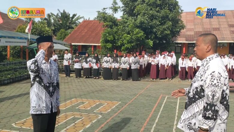 SDN Banjarsari 5 Gelar Upacara Peringatan HGN Ke 80
