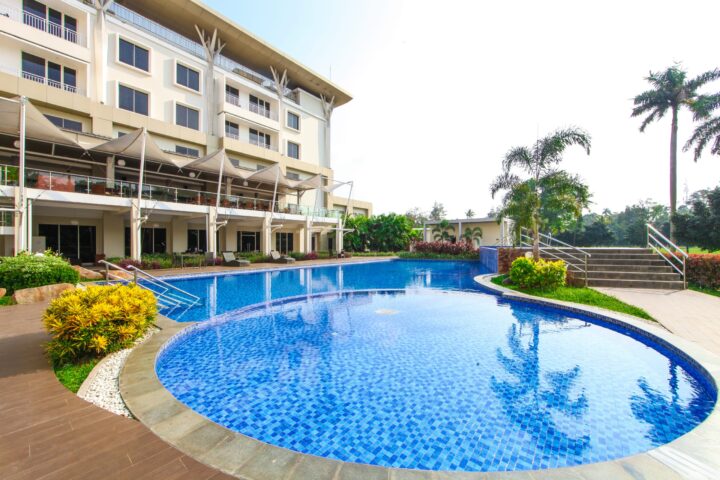 Hotel Mewah dengan Sentuhan Banten