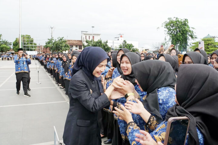 Zakiyah Angkat 6.057 Honorer Jadi PPPK Paruh Waktu Zakiyah Angkat 6.057 Honorer Jadi PPPK Paruh Waktu