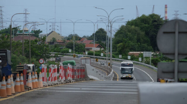 Doni Cilegon Keluar Tol Merak Lancar 1