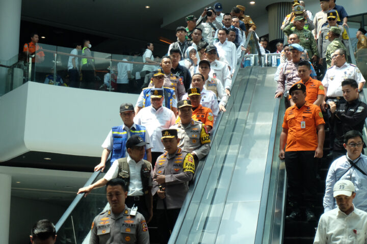 Doni Serang Kapolri dan 3 Menteri Tinjau Pelabuhan Merak 1