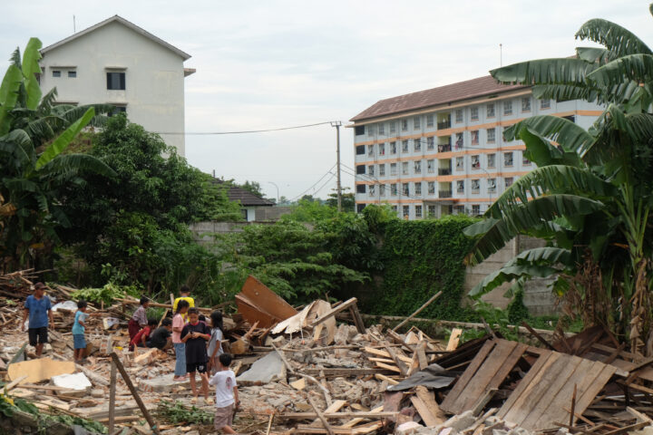 Pemkot Serang Gelontorkan Rp700 Juta Bagi Warga Terdampak Revita Doni Serang Pemkot Serang Gelontorkan Rp700 Juta Bagi Warga Terdampak Revitalisasi Kali Padek 1