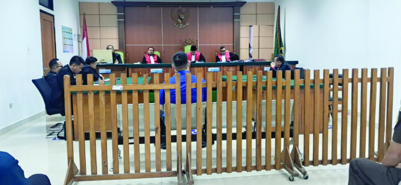 Bos Apotek Gama Divonis Denda Rp1,2 Miliar Bos Apotek Gama Divonis Denda Rp1,2 Miliar