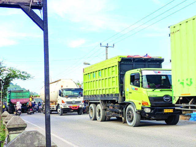 Pemprov Matangkan Pelebaran Jalan Serdang-Bojonegara
