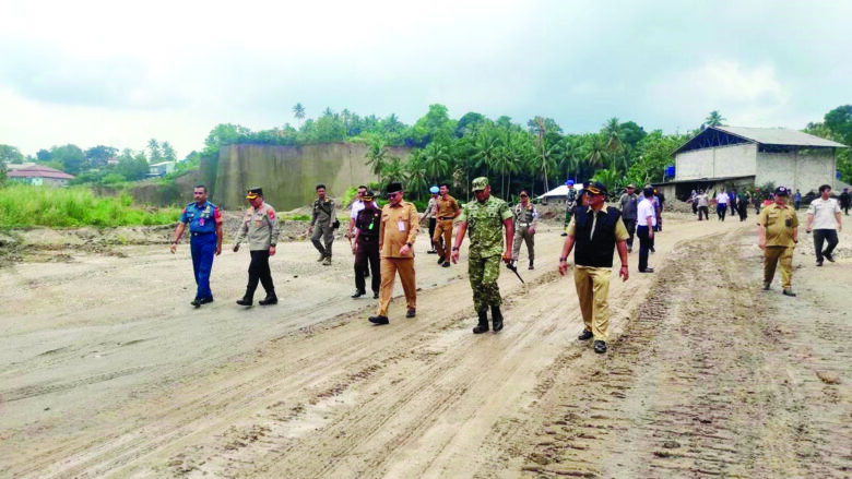 Robinsar Tutup Delapan Tambang Robinsar Tutup Delapan Tambang