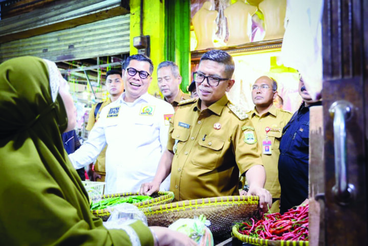 Pemprov Ancam Cabut Izin Pedagang