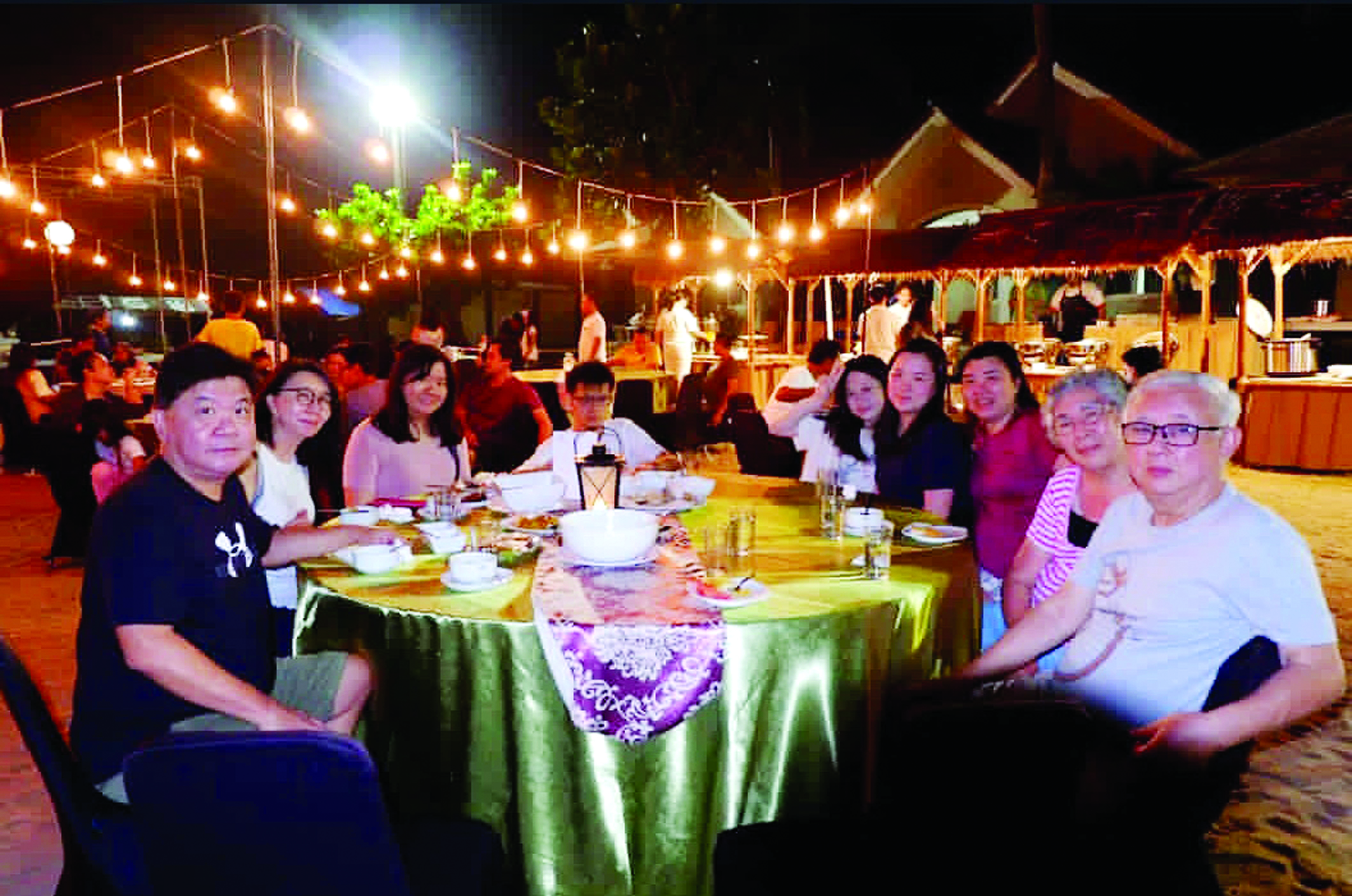 Jimbaran ala Bali di Pesona Krakatau Hotel, Nikmati Kudapan di Atas Pasir Pantai