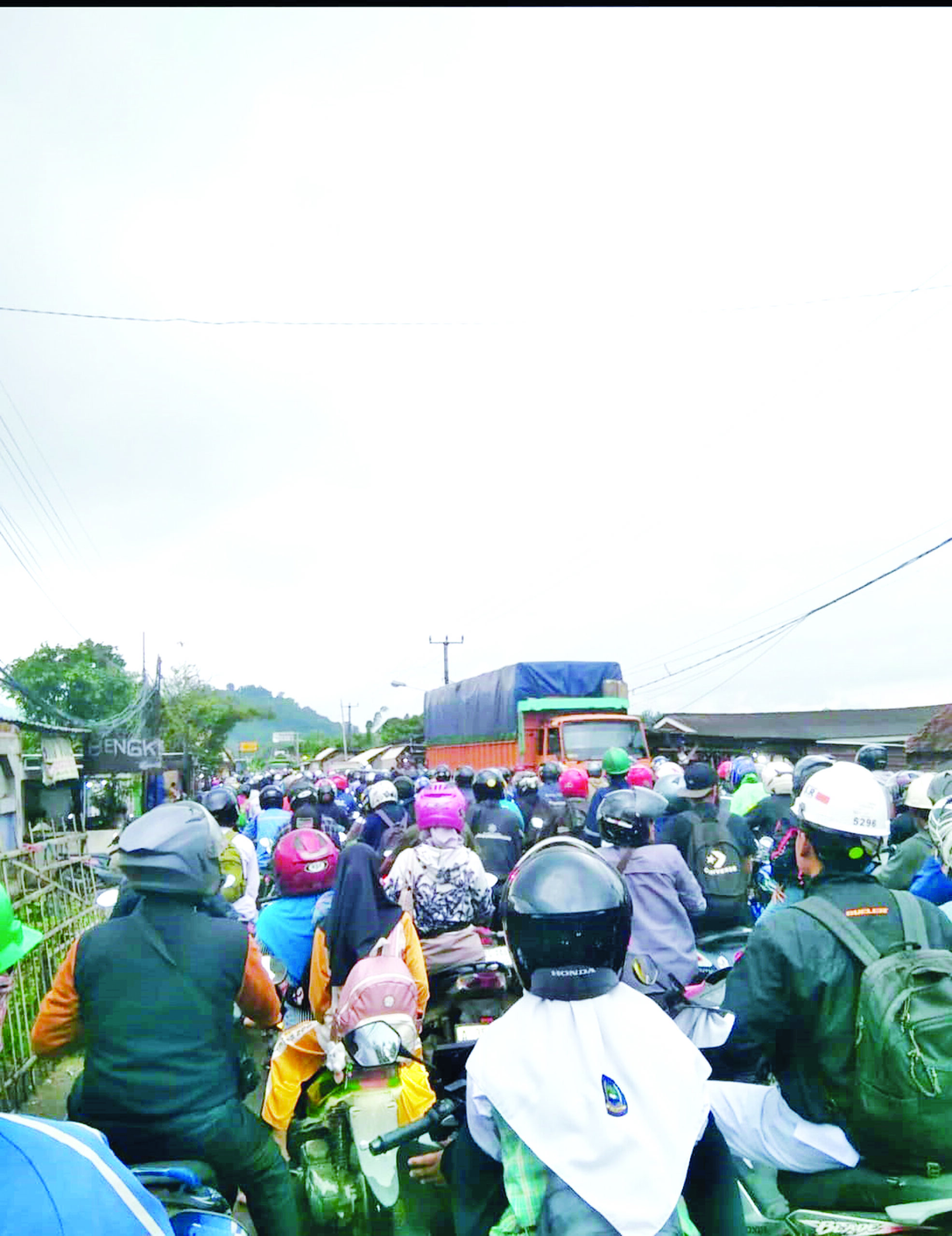 Warga Bojonegara Ancam Blokade Tambang
