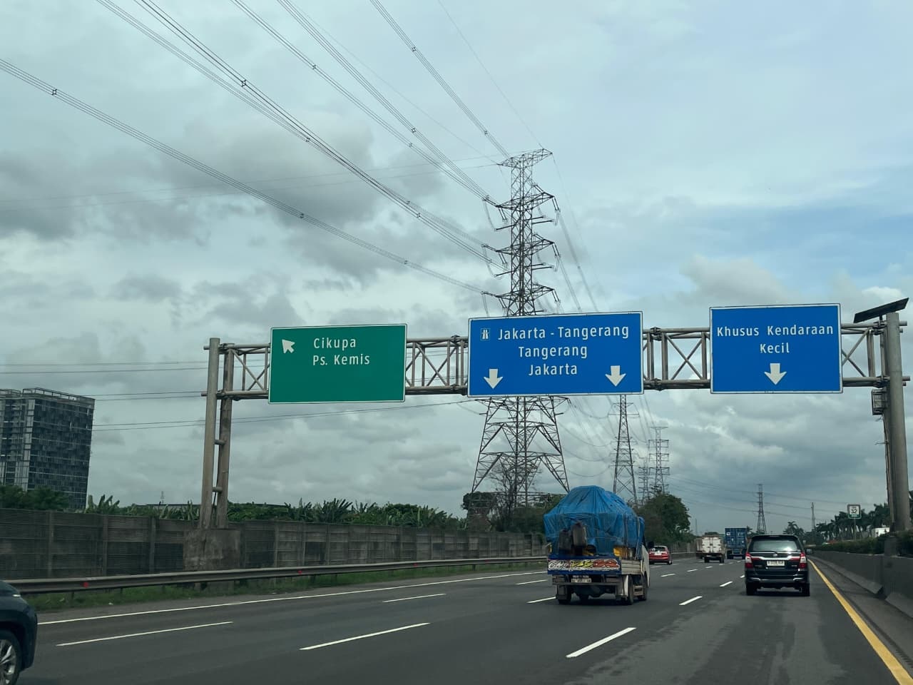 Gubernur Tagih Komitmen Pengelola Tol Soal Perbaikan Jalan