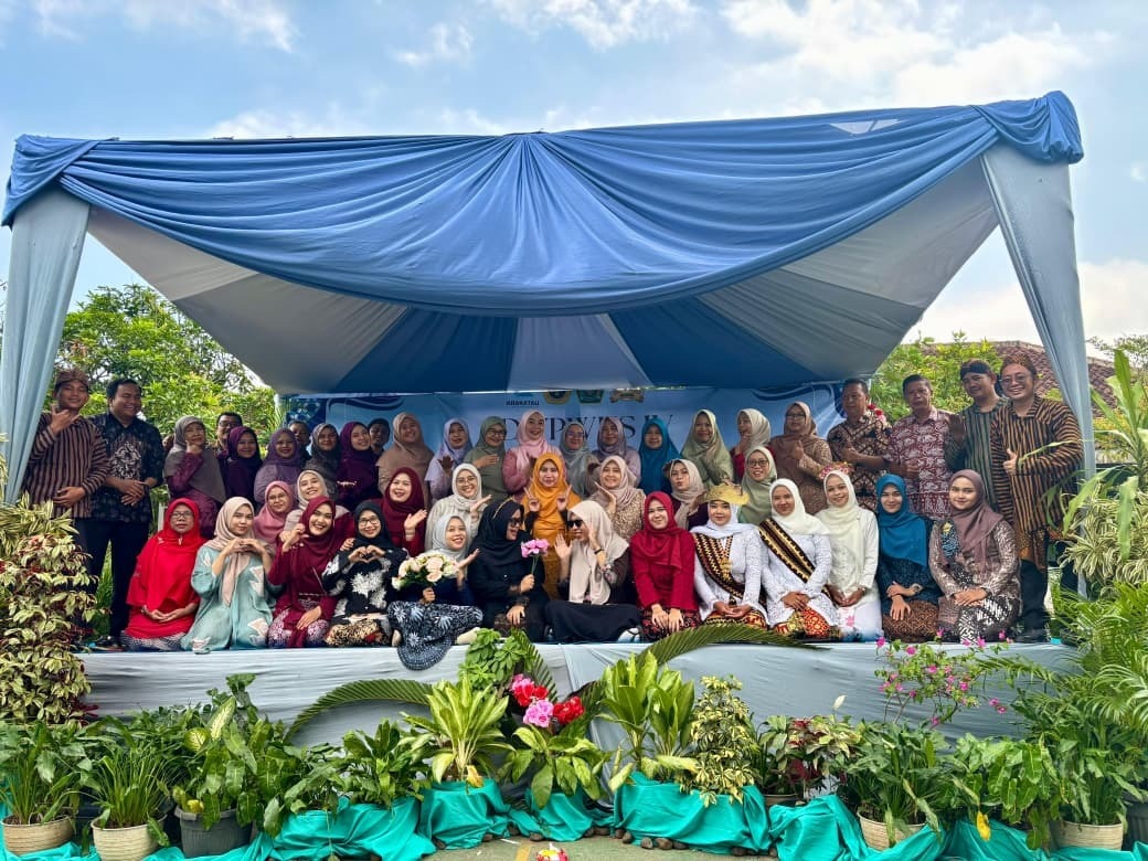 SDS YPWKS IV Cilegon Bersinar dengan Karya dan Karakter di Hari Kartini