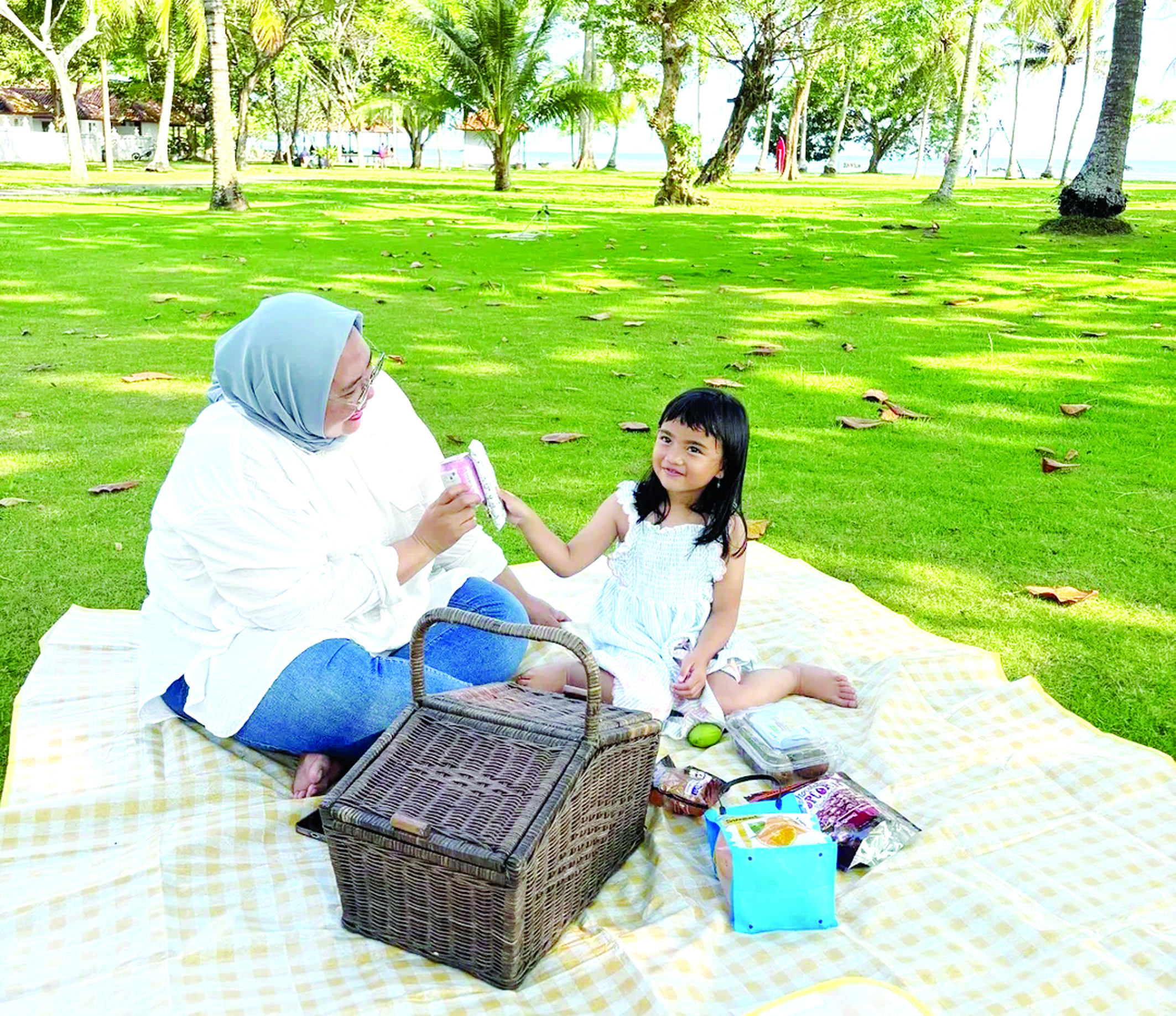 Nikmati Piknik Ala Central Park New York Hanya di Adem Anyer Park
