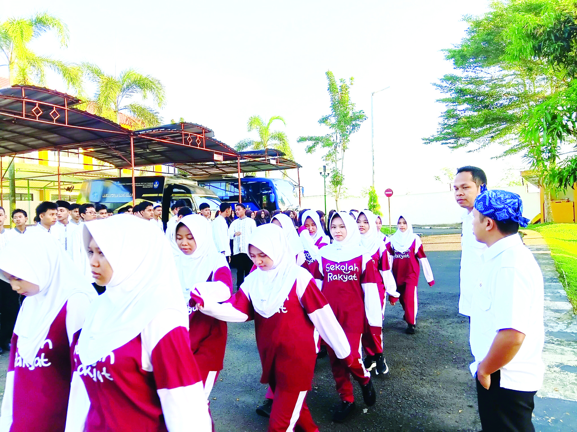 Jadi "Orangtua" hingga Pulang Seminggu Sekali