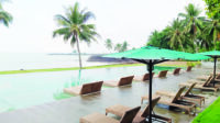 Makan Sambil Nikmati Sunset di The West Cove Cuma Rp150 Ribu