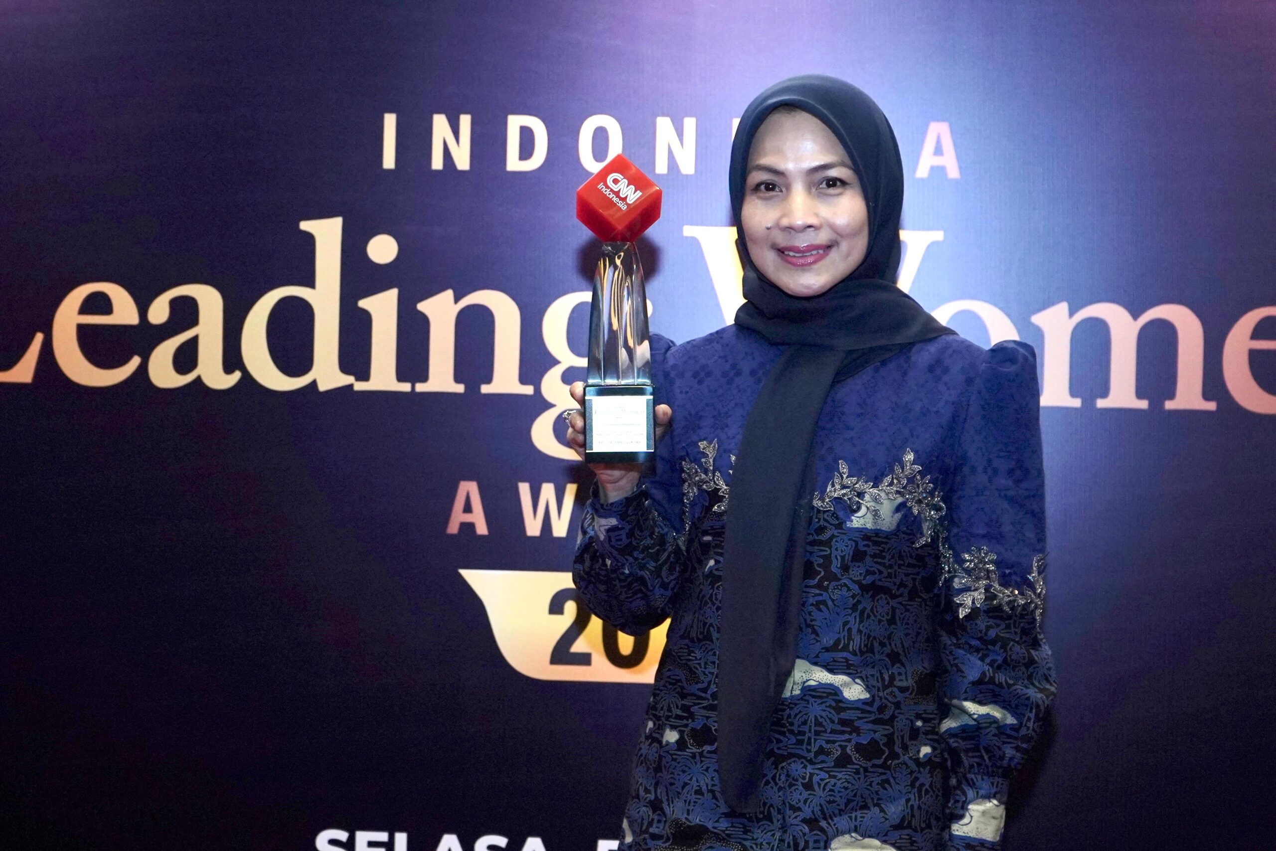 Bupati Serang Diganjar Penghargaan