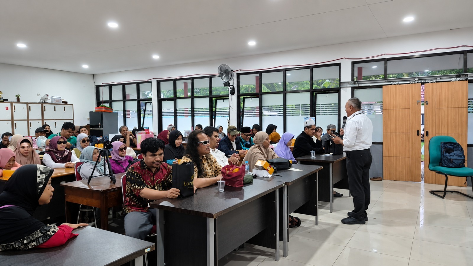 Penyuluhan inklusi keuangan oleh Bank BJB kepada penyandang disabilitas, (Dok Bank BJB)