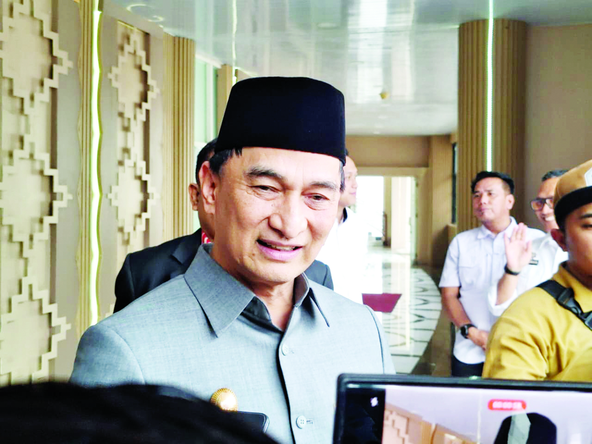 Wagub Ancam Cabut KIR Bus Asli Prima