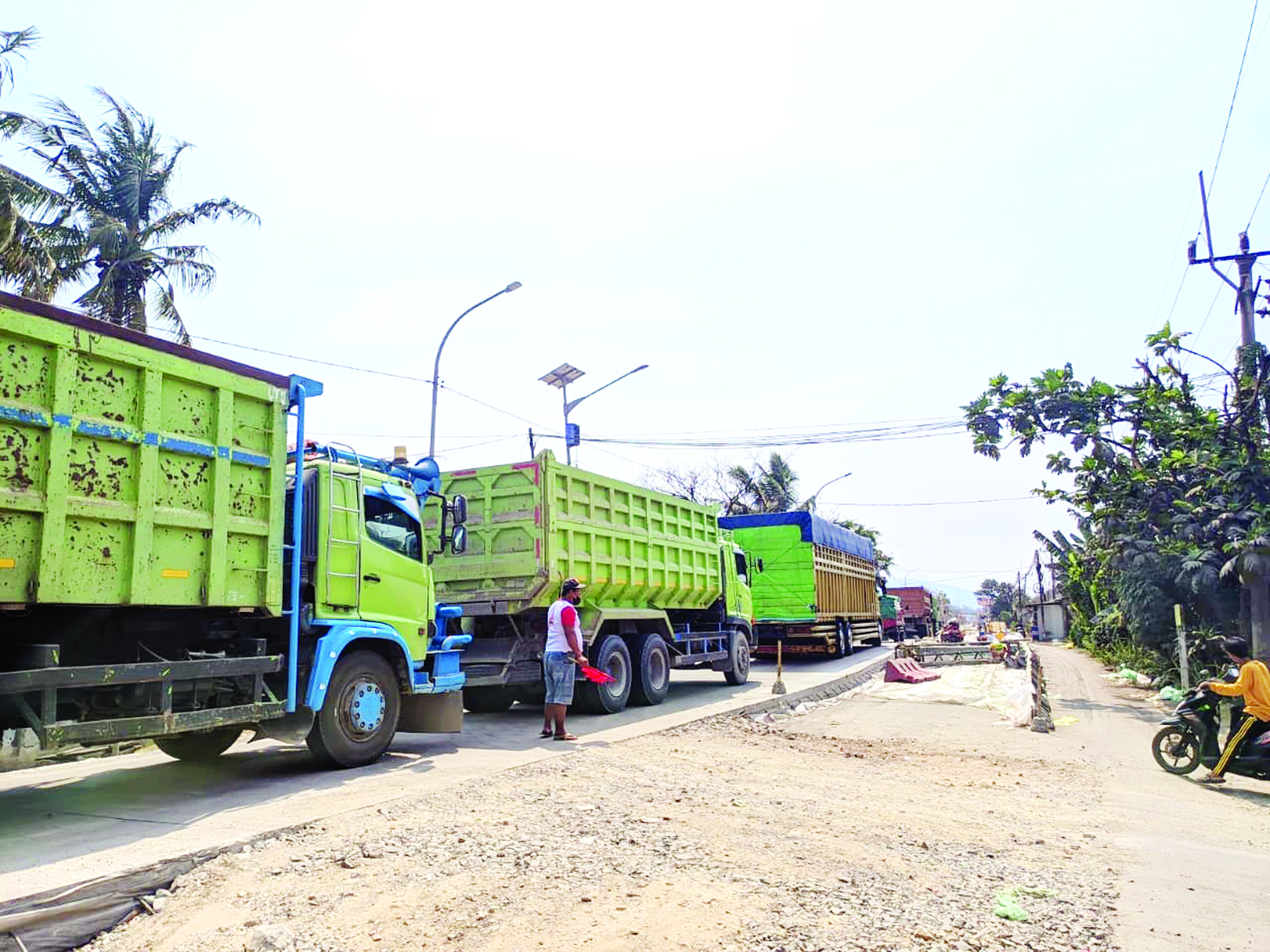 Perbaikan Jalan Biang Kerok Macet di Pertigaan Tol Cilegon Timur