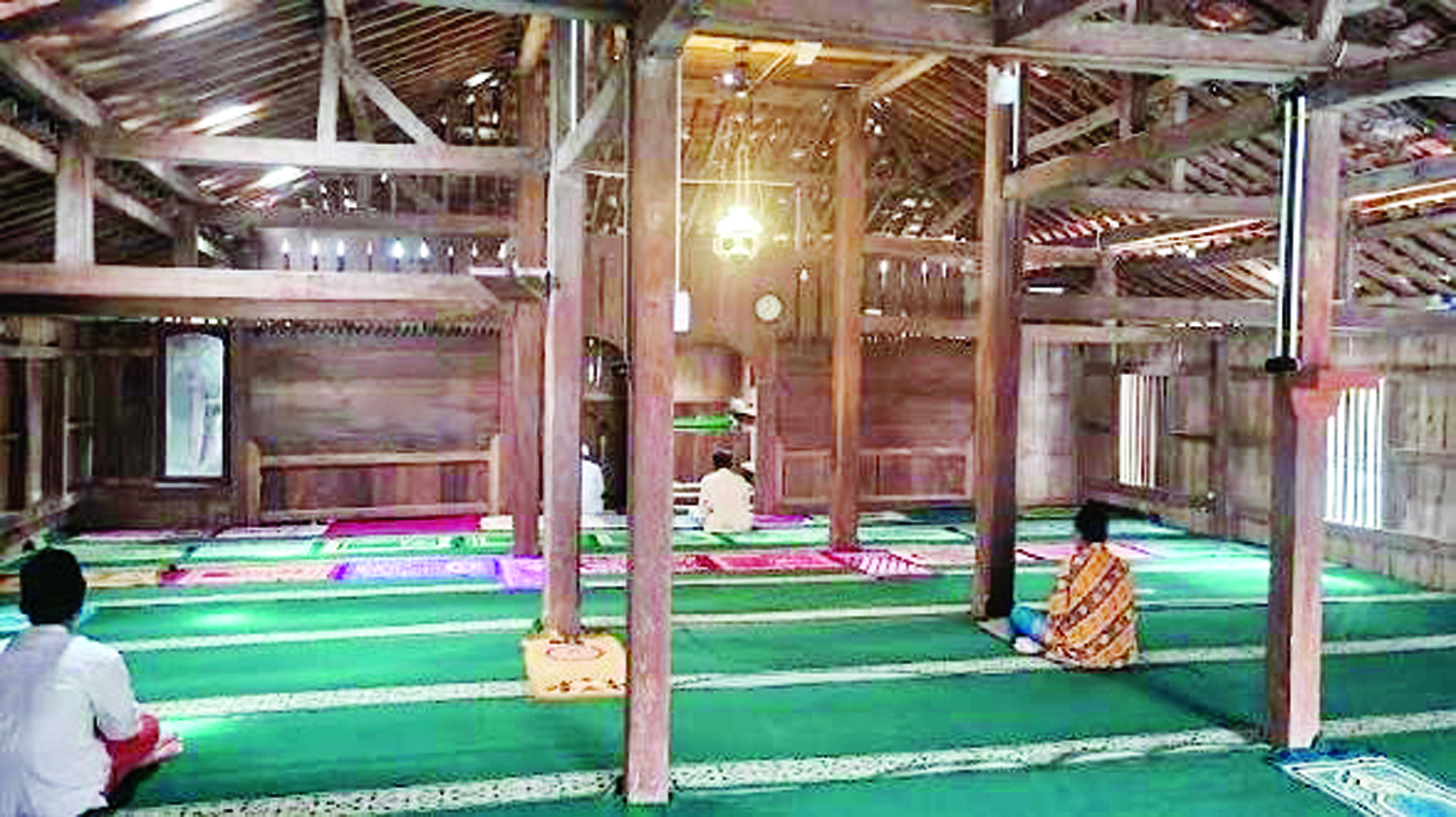 Masjid Kuno Jadi Wisata Religi di Gunung Karang